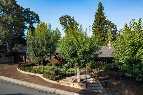 1125 Redbud Dr, Redding, CA 96001 photo 15