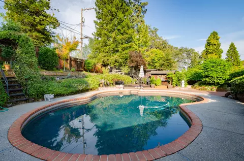1125 Redbud Dr, Redding, CA 96001 photo 39