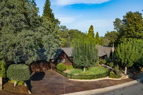 1125 Redbud Dr, Redding, CA 96001 photo 14