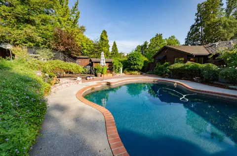 1125 Redbud Dr, Redding, CA 96001 photo 40