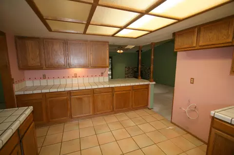 1830 Tiburon Dr, Redding, CA 96003 photo 8