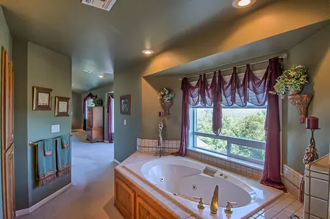 15252 Prospect Dr, Redding, CA 96001 photo 34