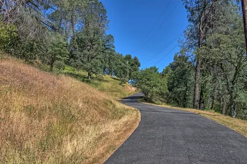 15252 Prospect Dr, Redding, CA 96001 photo 54