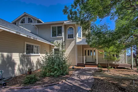 15252 Prospect Dr, Redding, CA 96001 photo 4