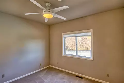 15252 Prospect Dr, Redding, CA 96001 photo 24