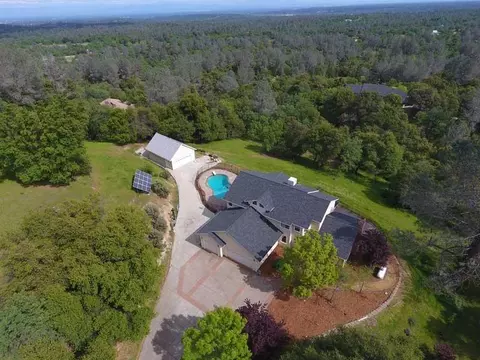 15252 Prospect Dr, Redding, CA 96001 photo 57