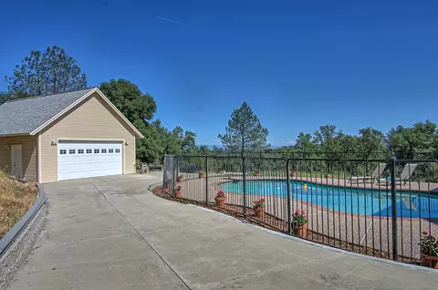 15252 Prospect Dr, Redding, CA 96001 photo 44