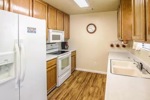 3642 Santa Rosa Way, Redding, CA 96003 photo 13