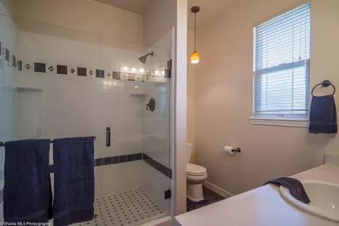 890 Jantail Ct, Redding, CA 96003 photo 23