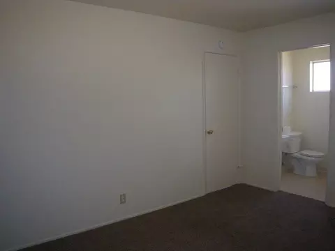 2092 Comet St, Redding, CA 96002 photo 9