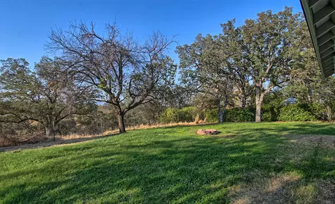 4330 Emily Way, Redding, CA 96001 photo 31