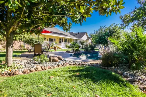 19575 Mockingbird Ln, Redding, CA 96002 photo 47