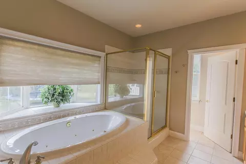 19575 Mockingbird Ln, Redding, CA 96002 photo 21