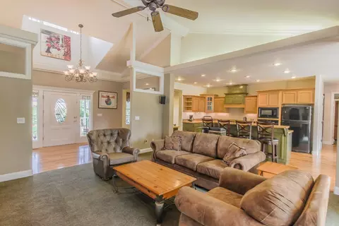 19575 Mockingbird Ln, Redding, CA 96002 photo 7