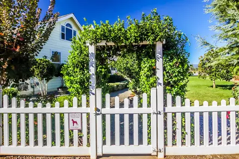 19575 Mockingbird Ln, Redding, CA 96002 photo 53