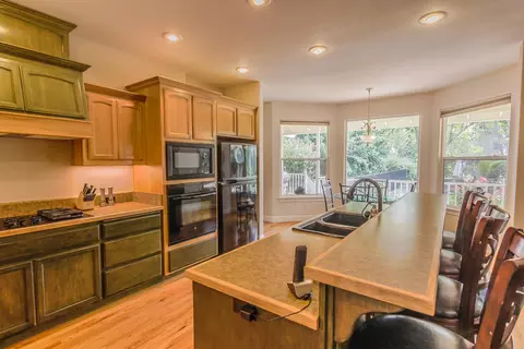 19575 Mockingbird Ln, Redding, CA 96002 photo 12