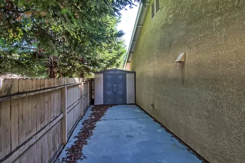 3906 Bristol Dr, Redding, CA 96002 photo 28