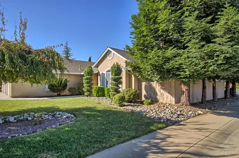 3906 Bristol Dr, Redding, CA 96002 photo 5
