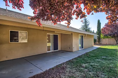 3906 Bristol Dr, Redding, CA 96002 photo 24