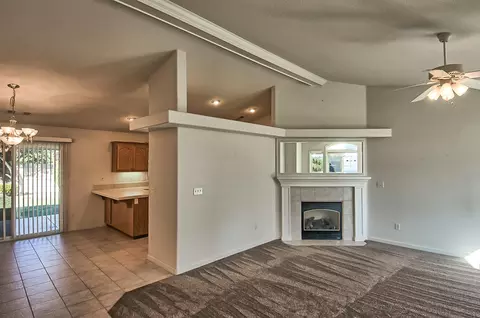 3906 Bristol Dr, Redding, CA 96002 photo 2