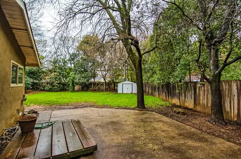 840 Christine Ave, Redding, CA 96003 photo 19