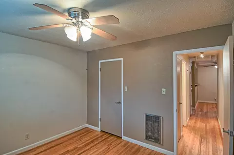 840 Christine Ave, Redding, CA 96003 photo 10