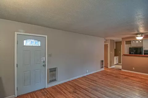 840 Christine Ave, Redding, CA 96003 photo 3