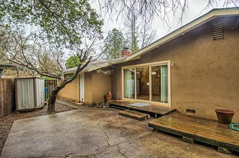 840 Christine Ave, Redding, CA 96003 photo 18
