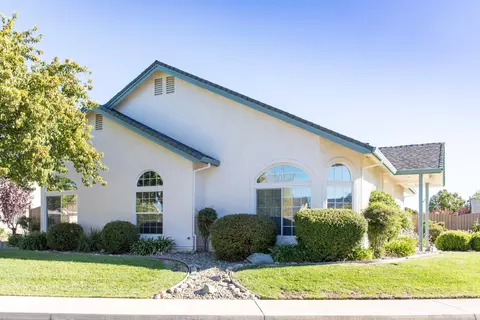 151 Franciscan Trl, Redding, CA 96003 photo 4
