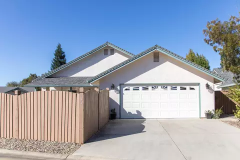 151 Franciscan Trl, Redding, CA 96003 photo 6