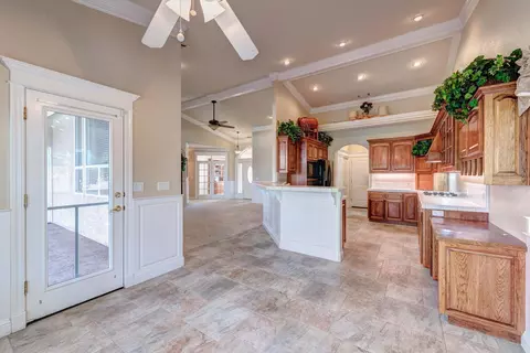 2596 Castlewood Dr, Redding, CA 96002 photo 14
