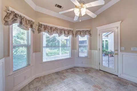 2596 Castlewood Dr, Redding, CA 96002 photo 13
