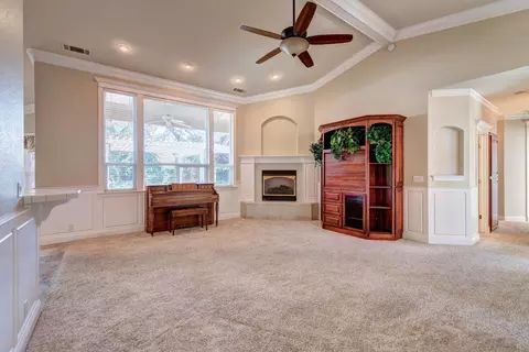 2596 Castlewood Dr, Redding, CA 96002 photo 9