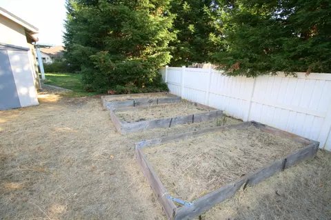 3421 Laramie St, Redding, CA 96002 photo 23