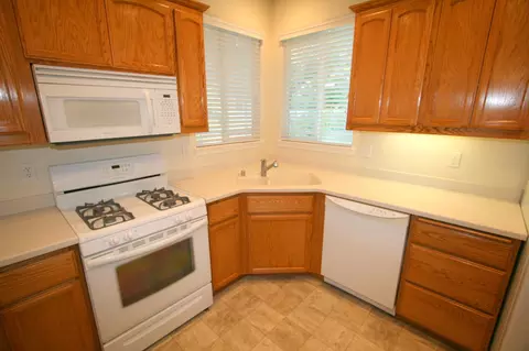 3421 Laramie St, Redding, CA 96002 photo 7