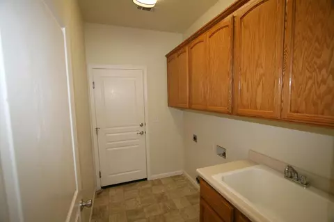 3421 Laramie St, Redding, CA 96002 photo 17