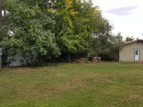1520 3rd St, Anderson, CA 96007 photo 4