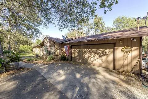 9851 Forgotten Trl, Redding, CA 96003 photo 3