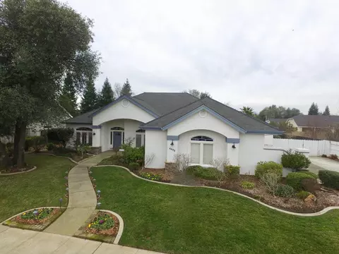 4498 Blue Creek Dr, Redding, CA 96002 photo 1