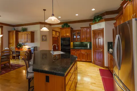 4498 Blue Creek Dr, Redding, CA 96002 photo 35