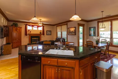 4498 Blue Creek Dr, Redding, CA 96002 photo 7