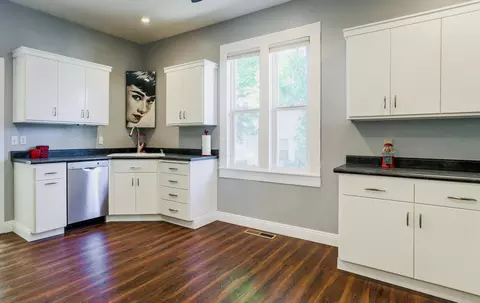 1034 West, Redding, CA 96001 photo 8