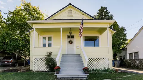 1034 West, Redding, CA 96001 photo 1