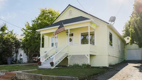 1034 West, Redding, CA 96001 photo 2