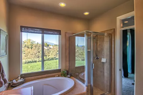 1458 Harbor Ct, Redding, CA 96003 photo 13