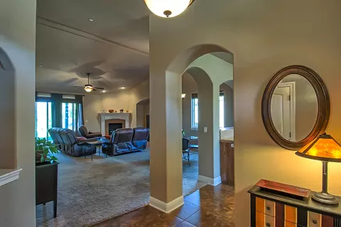 1458 Harbor Ct, Redding, CA 96003 photo 9