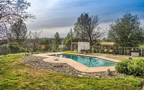 10921 Stacie Way, Redding, CA 96001 photo 7