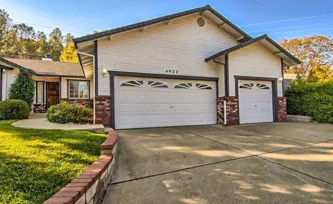 4922 Tralee Ln, Redding, CA 96001 photo 3