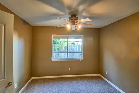 4922 Tralee Ln, Redding, CA 96001 photo 24