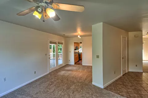 4922 Tralee Ln, Redding, CA 96001 photo 9